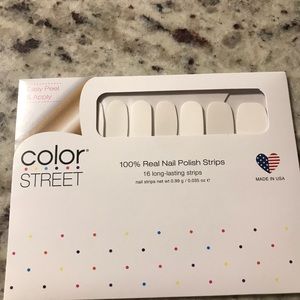 Color street-Swiss and tell